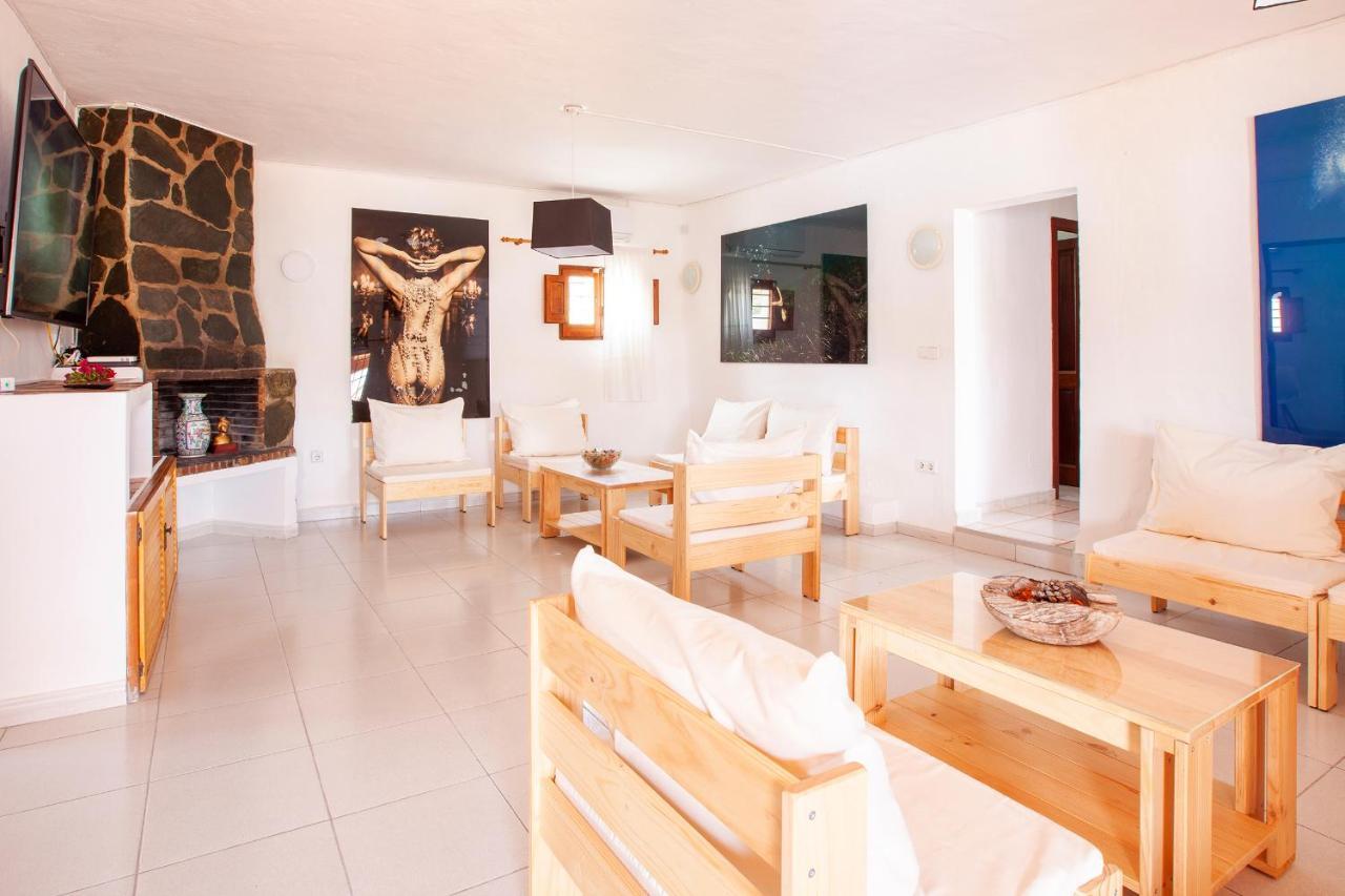 Villablanca San Rafael De Sa Creu Extérieur photo