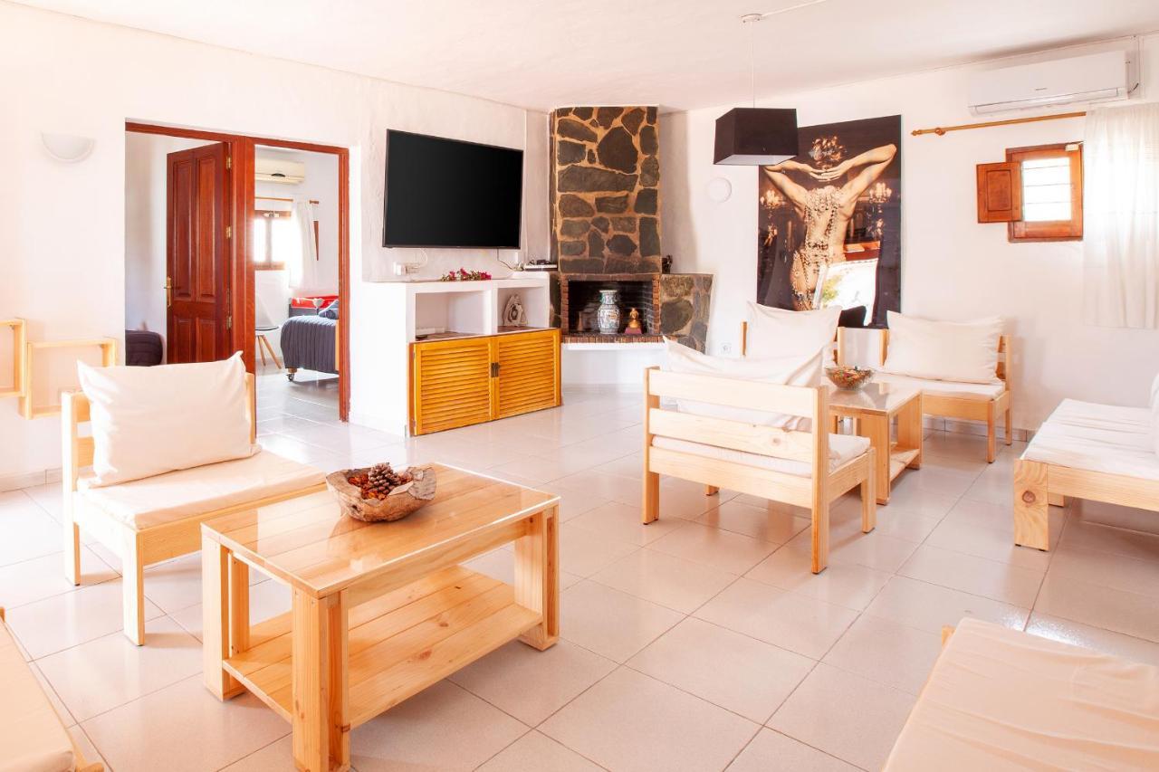 Villablanca San Rafael De Sa Creu Extérieur photo